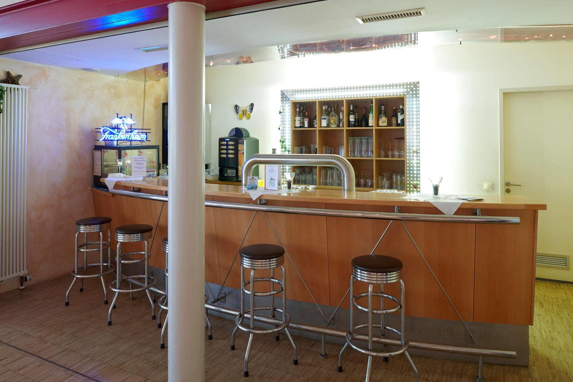 诺伊斯康姆杜塔格朗格斯酒店 外观 照片
